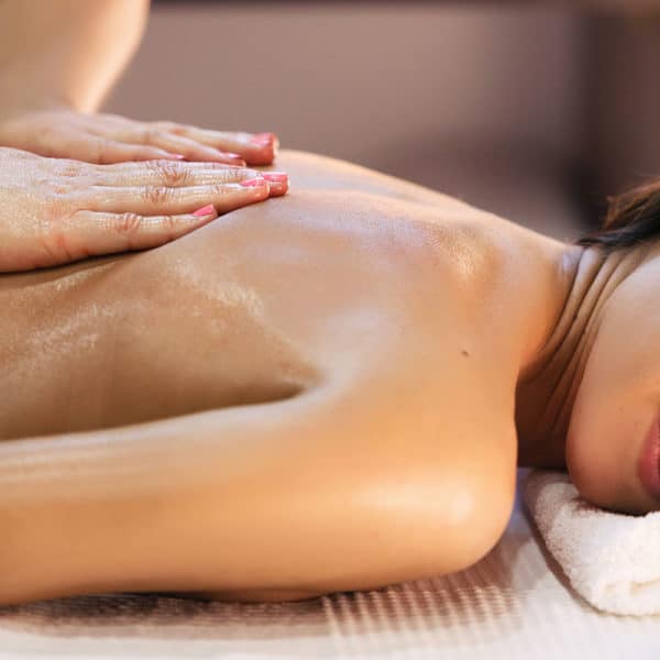 Read more about the article Relaxing Indian Massage